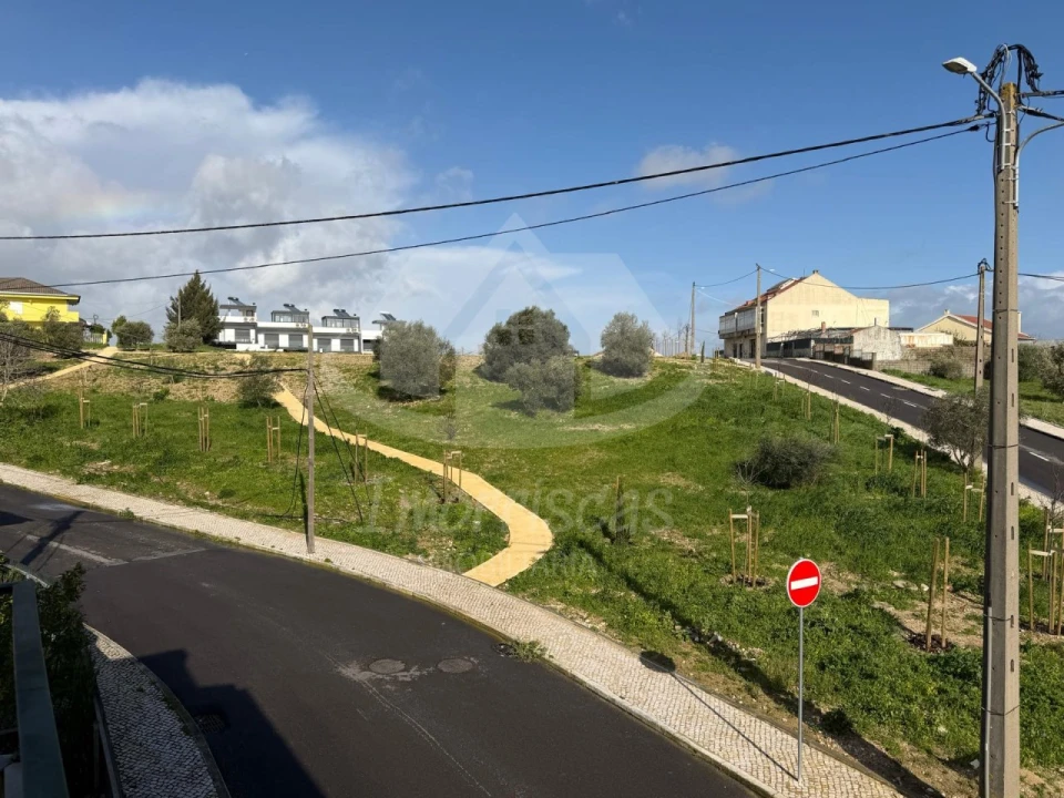 Moradia T3 para Venda em Santa Iria de Azoia, São João da Talha e Bobadela Foto 20