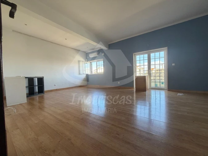 Moradia T3 para Venda em Santa Iria de Azoia, São João da Talha e Bobadela Foto 14