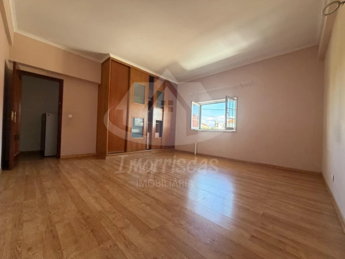 Moradia T3 para Venda em Santa Iria de Azoia, São João da Talha e Bobadela Foto 13