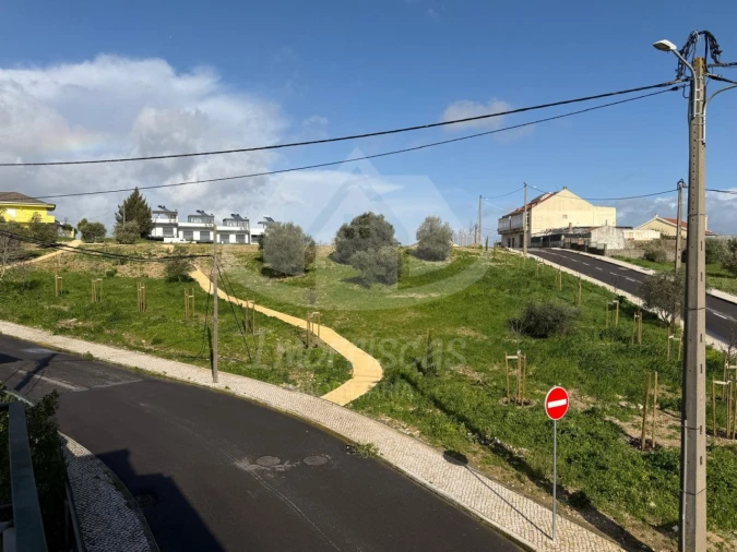 Moradia T3 para Venda em Santa Iria de Azoia, São João da Talha e Bobadela Foto 20