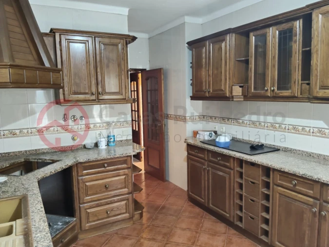 Moradia T3 para Venda em Sesimbra (Castelo) Foto 9