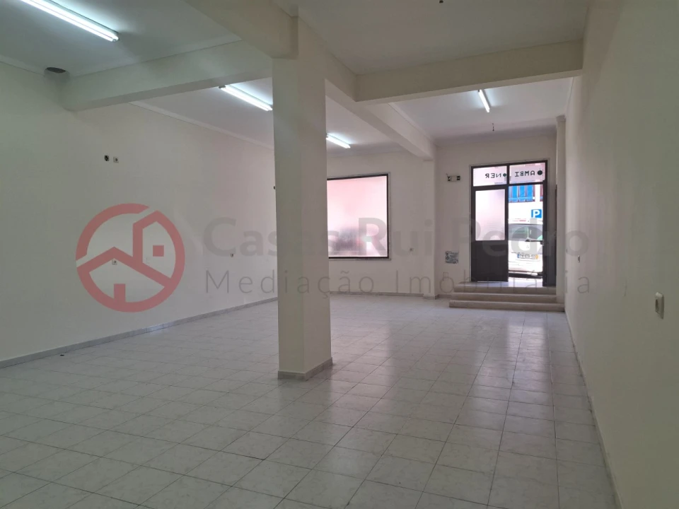 Loja para Venda em Cacém e São Marcos Foto 9