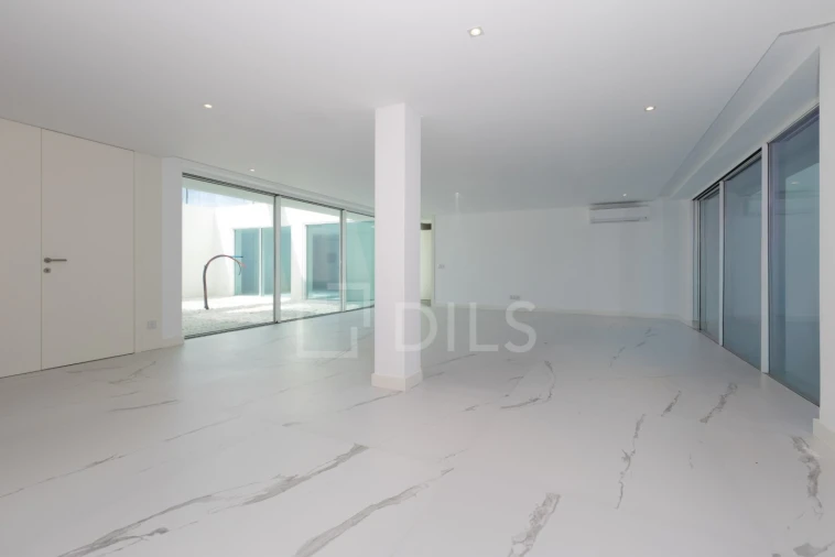 Moradia T5 para Venda em Loule (São Clemente) Foto 36