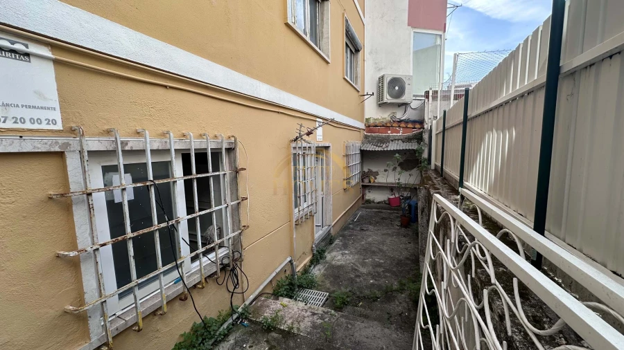 Negócio para Arrendamento em Algés, Linda-A-Velha e Cruz Quebrada-Dafundo Foto 13