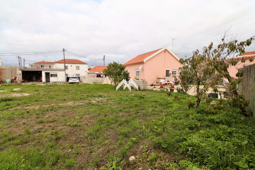 Moradia T2 para Venda em Agualva e Mira-Sintra Foto 4