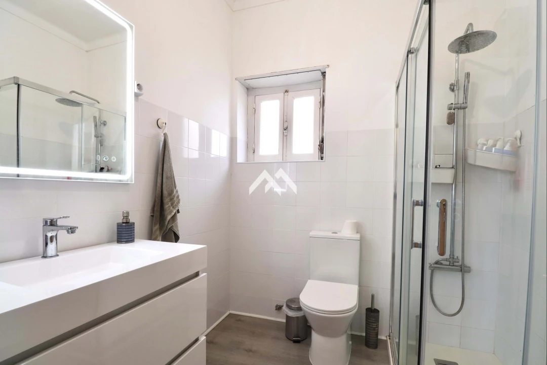 Moradia T2 para Venda em Agualva e Mira-Sintra Foto 10