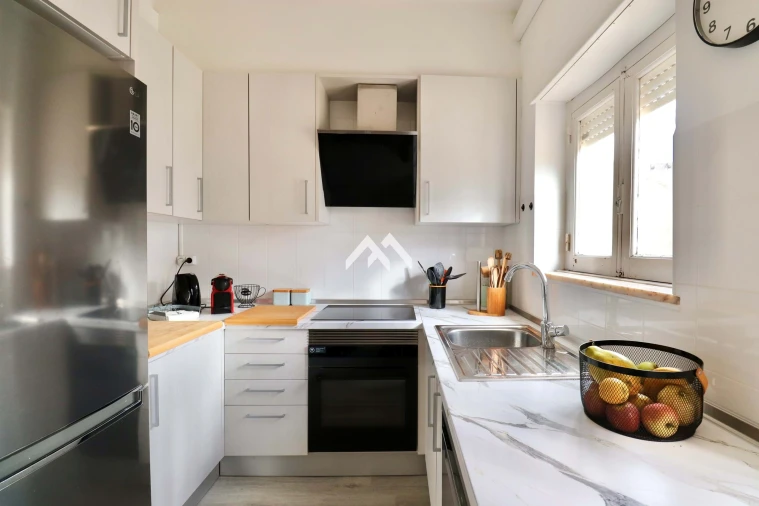 Moradia T2 para Venda em Agualva e Mira-Sintra Foto 8