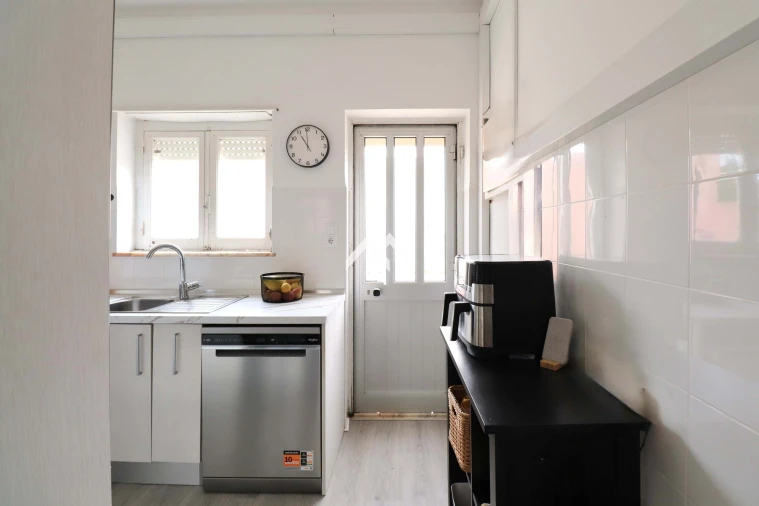 Moradia T2 para Venda em Agualva e Mira-Sintra Foto 9