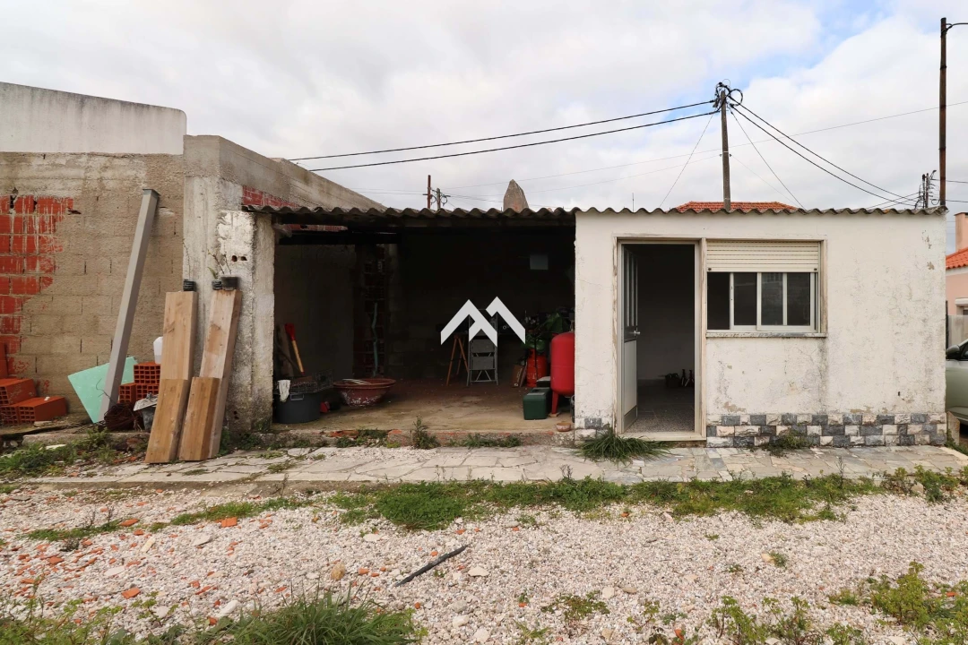 Moradia T2 para Venda em Agualva e Mira-Sintra Foto 16