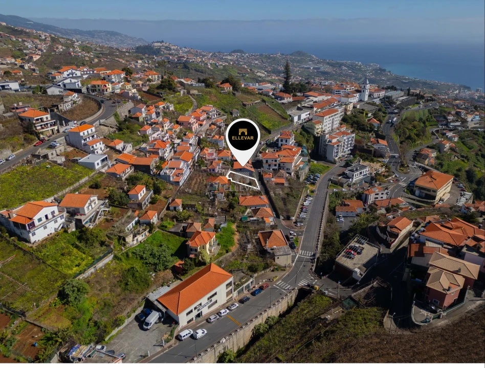 Terreno para Venda em Estreito de Camara de Lobos Foto 2