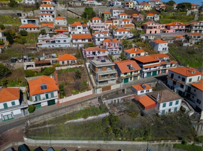 Terreno para Venda em Estreito de Camara de Lobos Foto 13