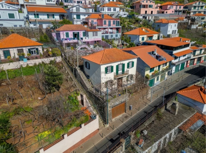 Terreno para Venda em Estreito de Camara de Lobos Foto 18