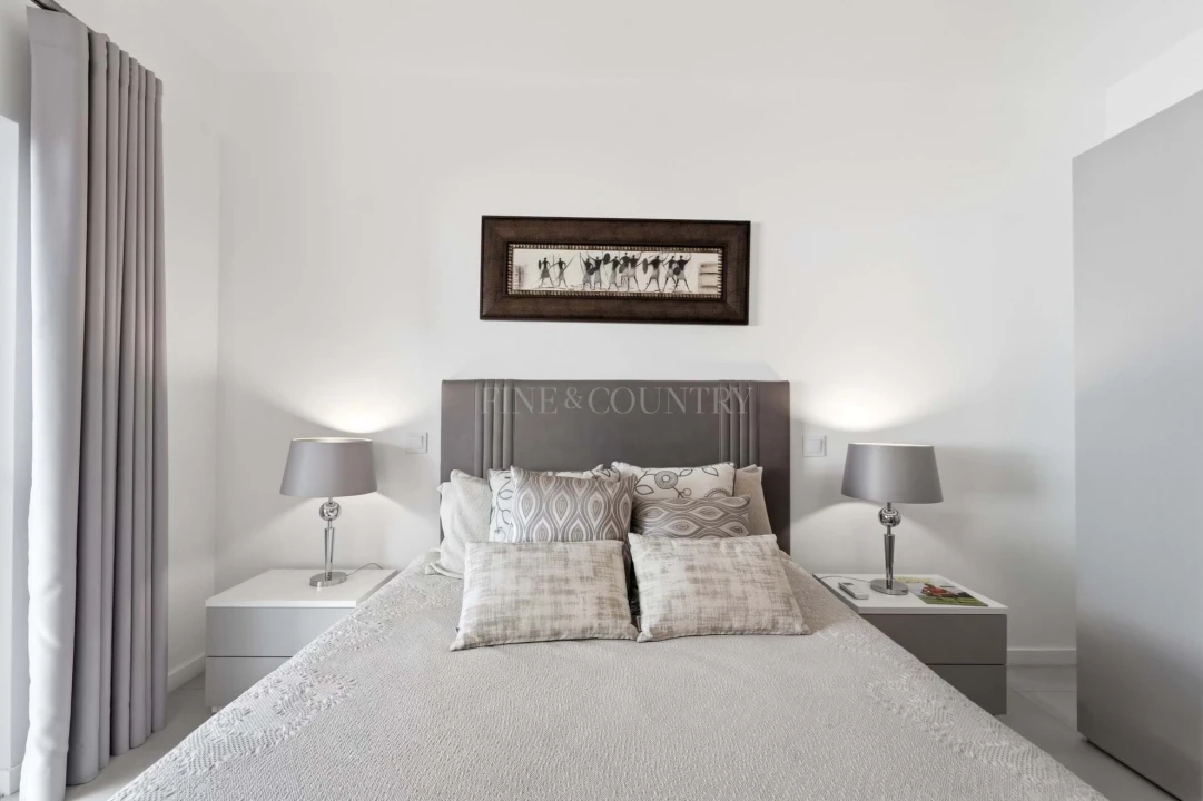 Moradia T4 para Venda em Albufeira e Olhos de Água Foto 18