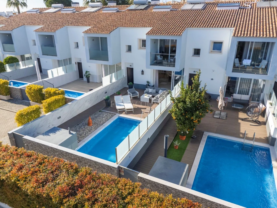 Moradia T4 para Venda em Albufeira e Olhos de Água Foto 41