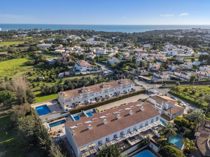 Moradia T4 para Venda em Albufeira e Olhos de Água Foto 39