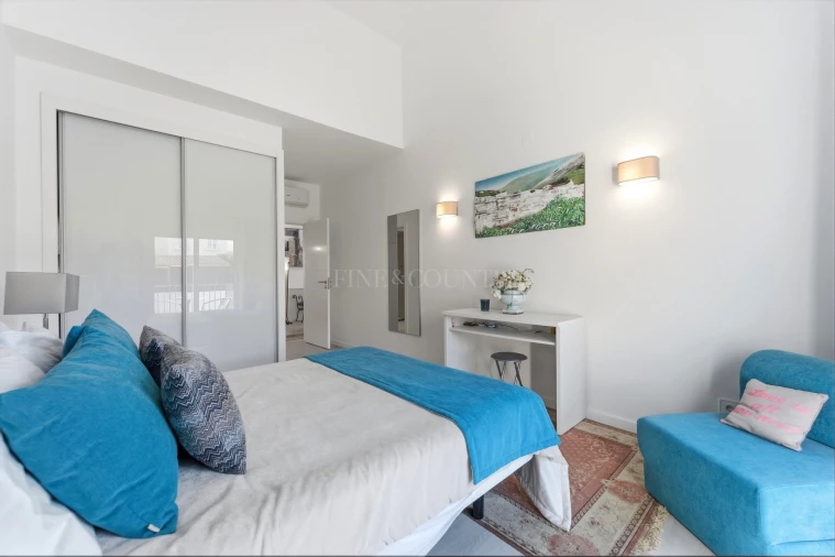 Moradia T4 para Venda em Albufeira e Olhos de Água Foto 35