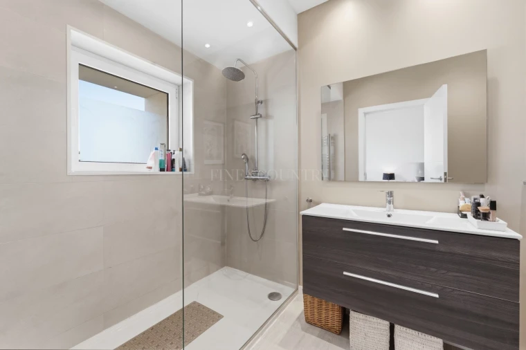 Moradia T4 para Venda em Albufeira e Olhos de Água Foto 36