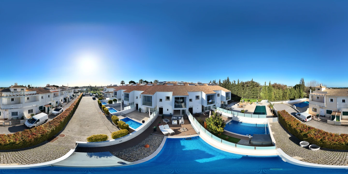 Moradia T4 para Venda em Albufeira e Olhos de Água Foto 50