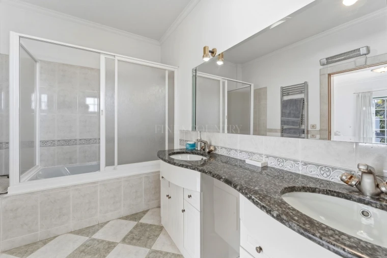 Moradia T4 para Venda em São Brás de Alportel Foto 25