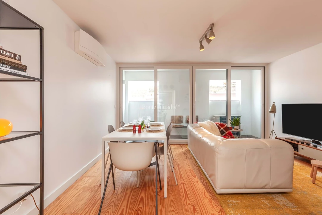 Apartamento T2 para Venda em Santo António Foto 11