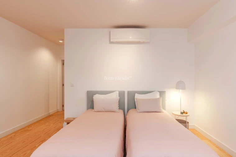 Apartamento T2 para Venda em Santo António Foto 31