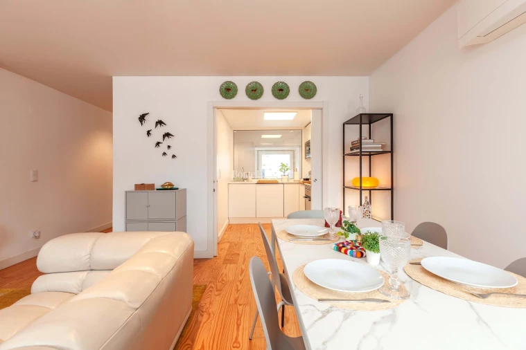 Apartamento T2 para Venda em Santo António Foto 8