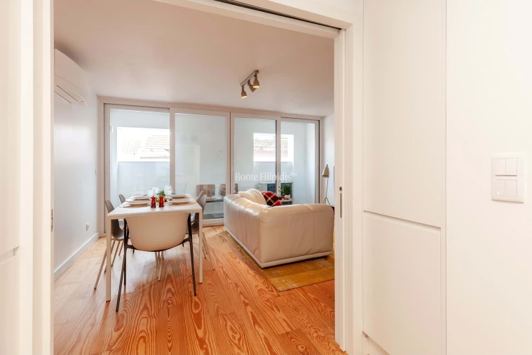 Apartamento T2 para Venda em Santo António Foto 15