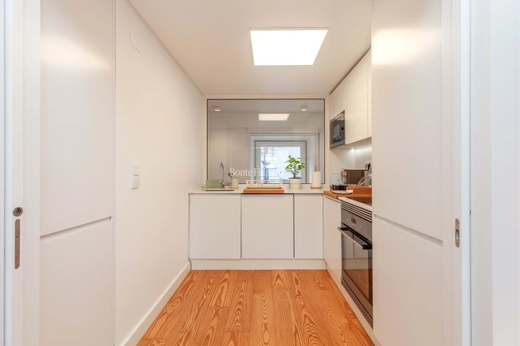 Apartamento T2 para Venda em Santo António Foto 12