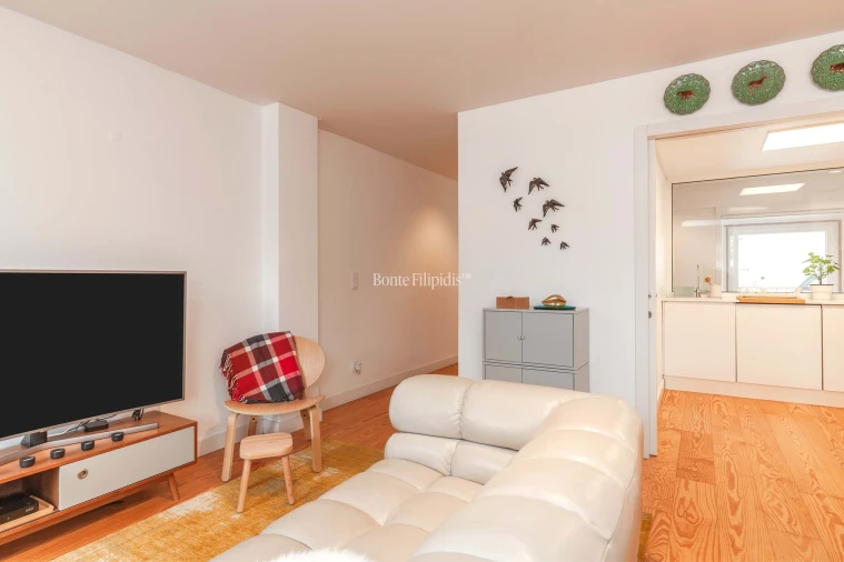 Apartamento T2 para Venda em Santo António Foto 7