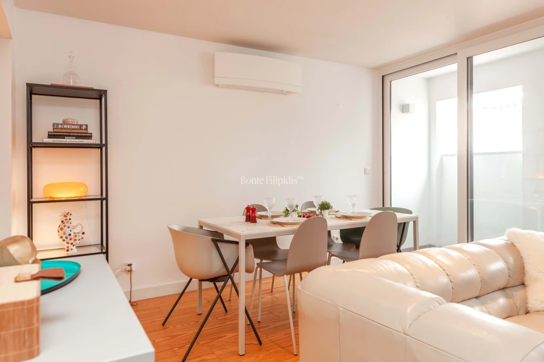 Apartamento T2 para Venda em Santo António Foto 3