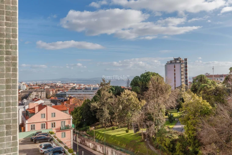 Apartamento T3 para Venda em Campo de Ourique Foto 29