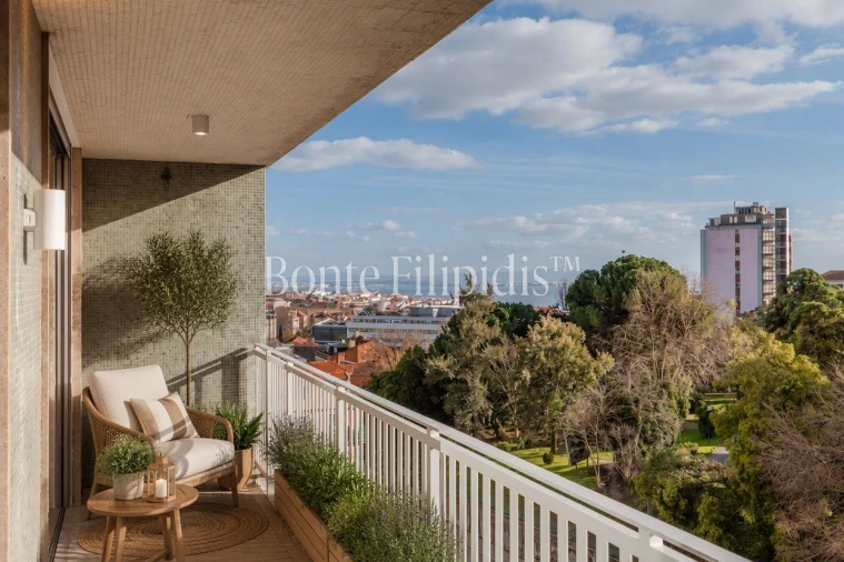 Apartamento T3 para Venda em Campo de Ourique Foto 2