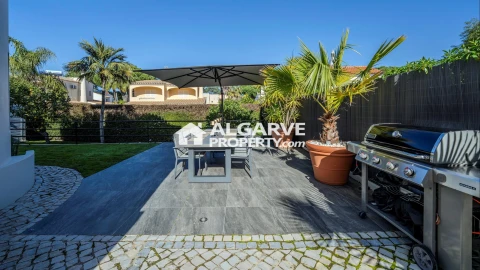 Moradia T3 para Venda em Quarteira