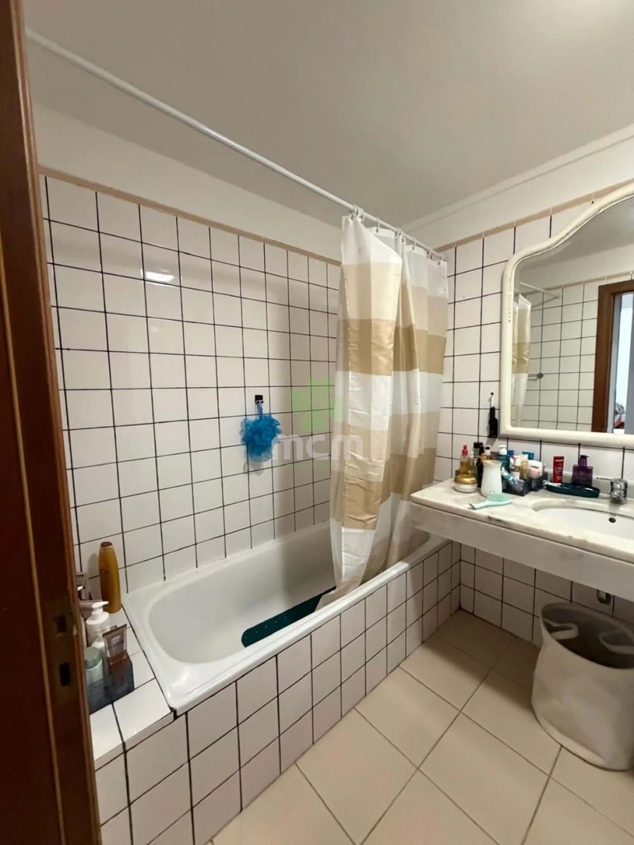 Apartamento T1 para Venda em São Gonçalo Foto 5