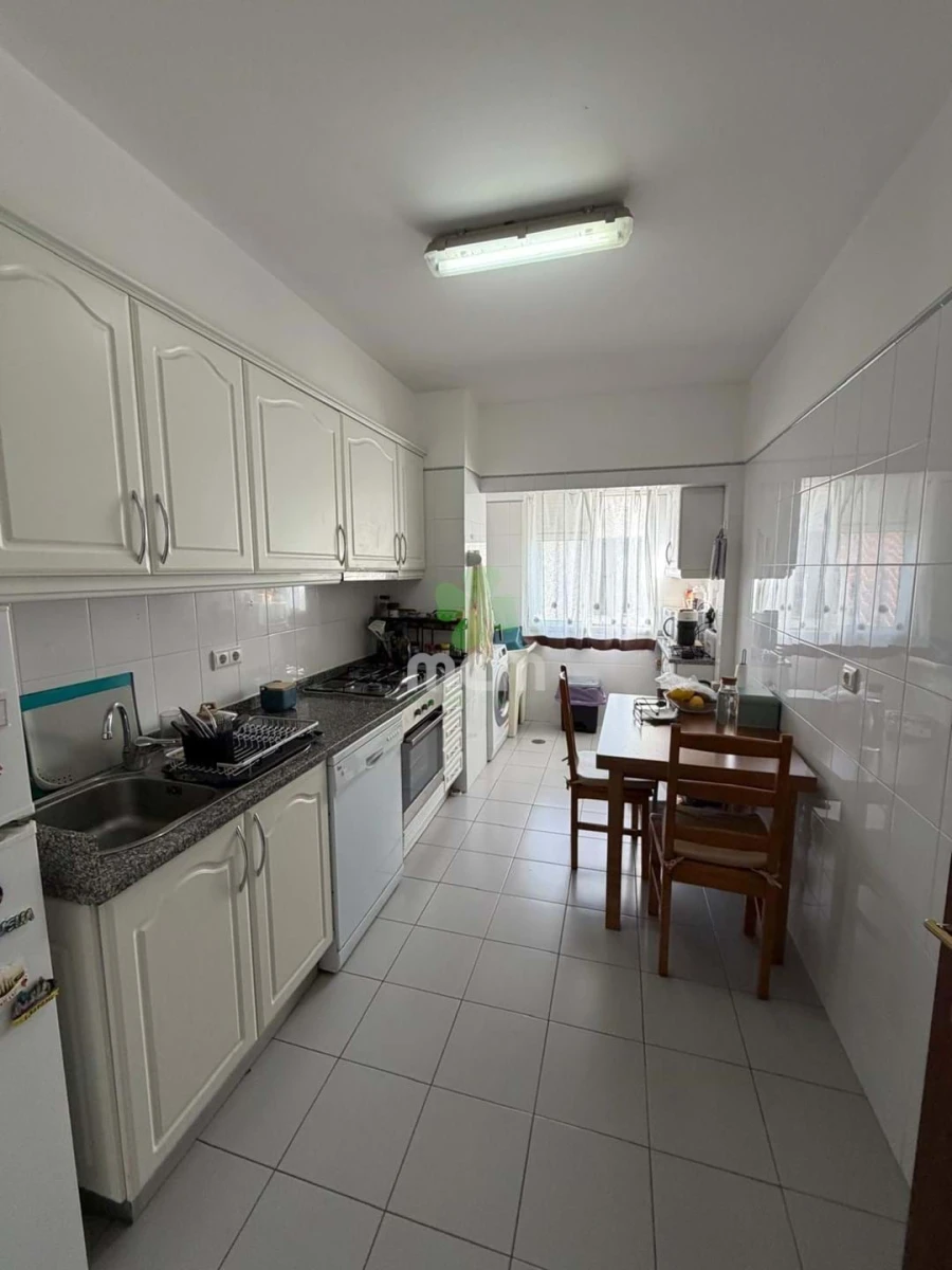 Apartamento T1 para Venda em São Gonçalo Foto 4