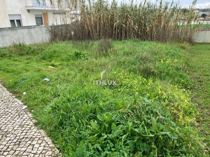 Terreno para Venda em Tavarede Foto 2