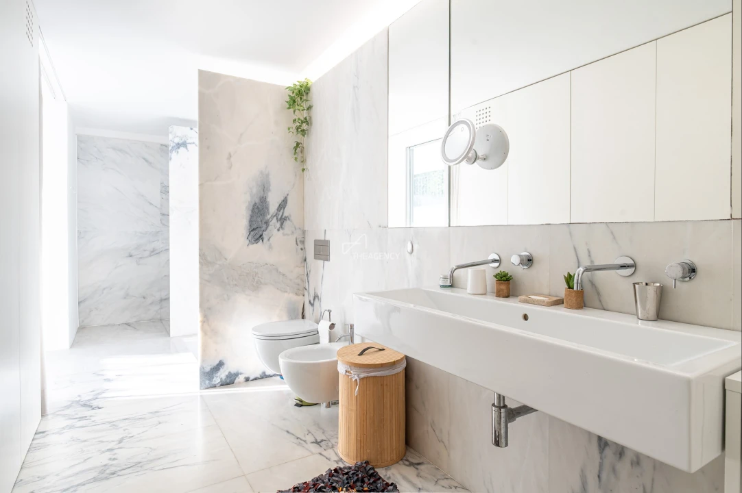 Moradia T6 para Venda em Carnaxide e Queijas Foto 38