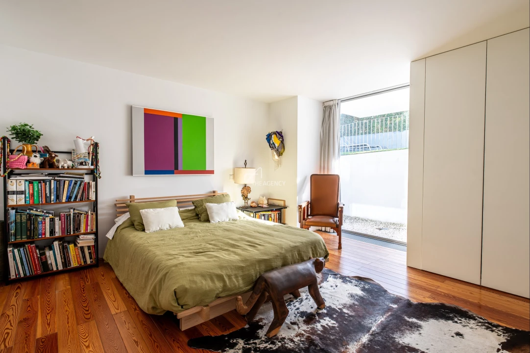 Moradia T6 para Venda em Carnaxide e Queijas Foto 41