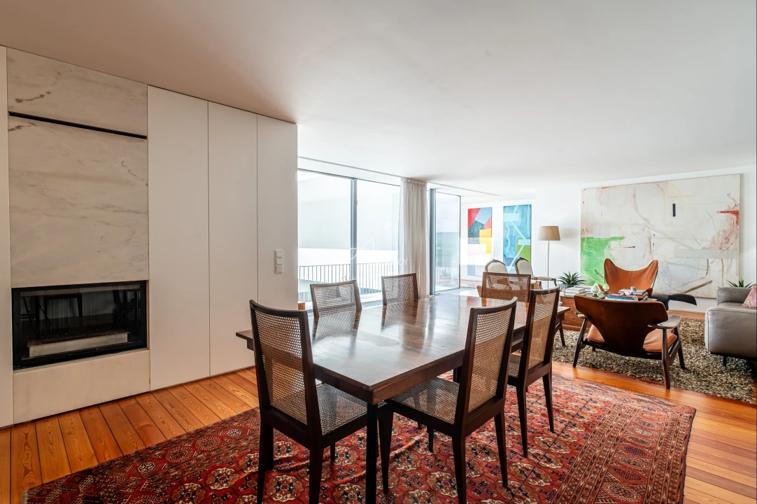 Moradia T6 para Venda em Carnaxide e Queijas Foto 11