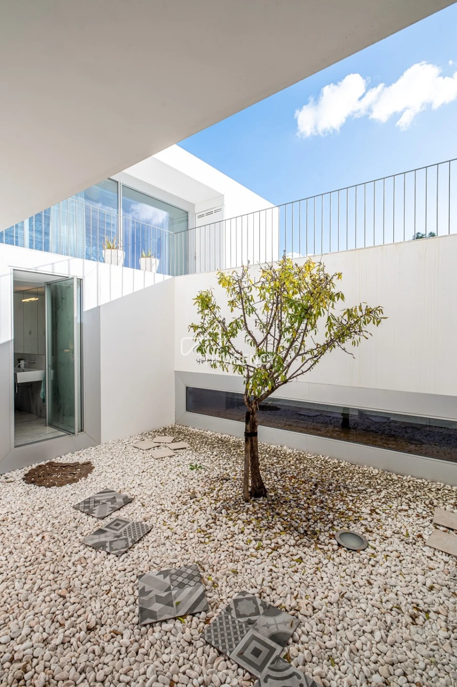 Moradia T6 para Venda em Carnaxide e Queijas Foto 52