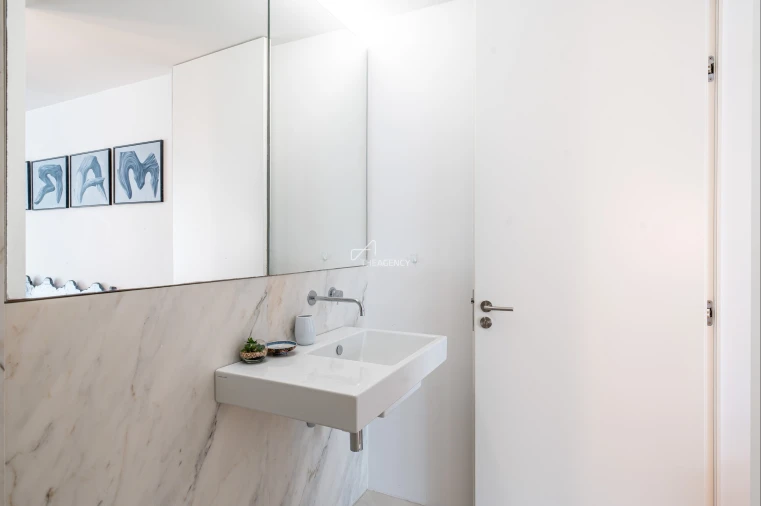 Moradia T6 para Venda em Carnaxide e Queijas Foto 49