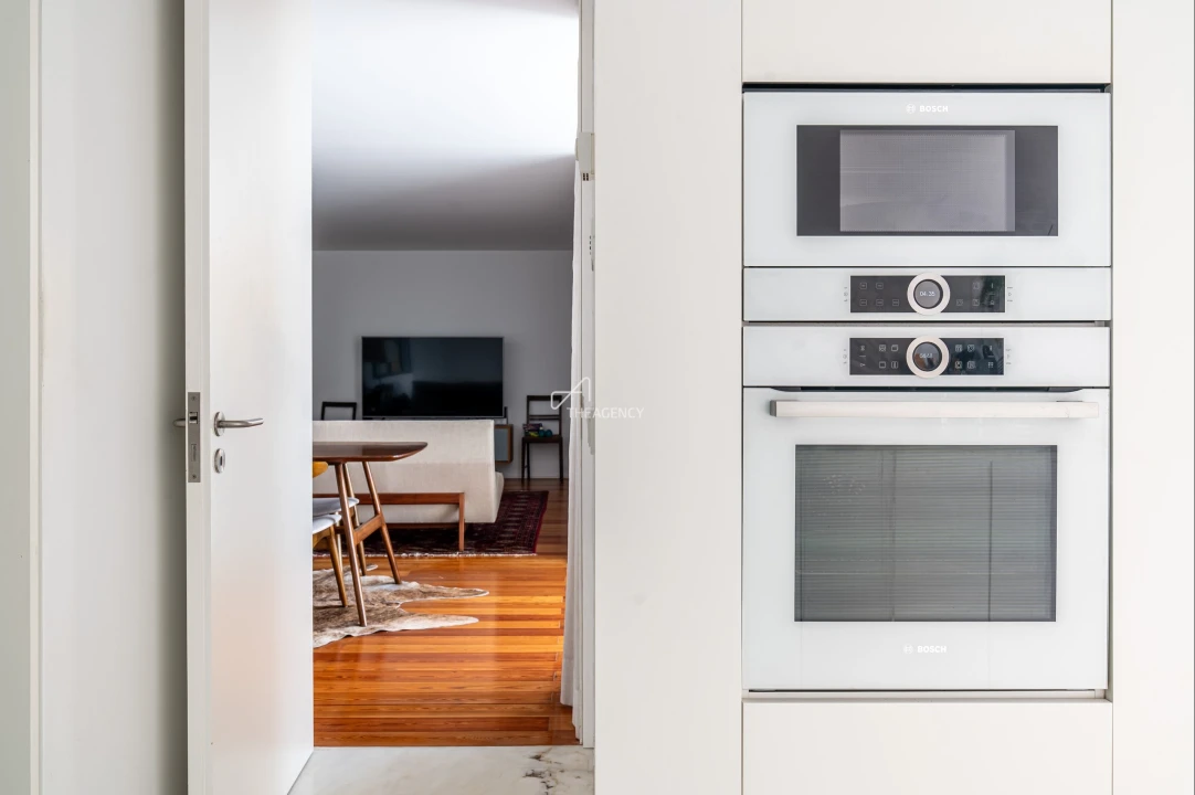 Moradia T6 para Venda em Carnaxide e Queijas Foto 21