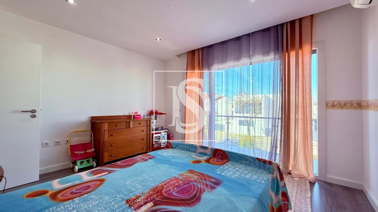 Moradia T5 para Venda em Nossa Sra de Fatima Foto 49