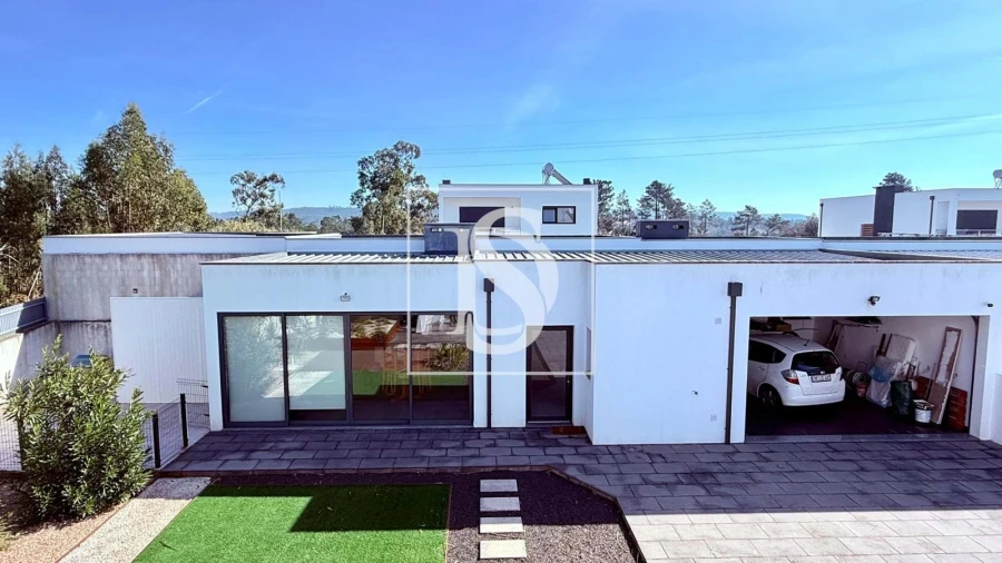 Moradia T5 para Venda em Nossa Sra de Fatima Foto 5