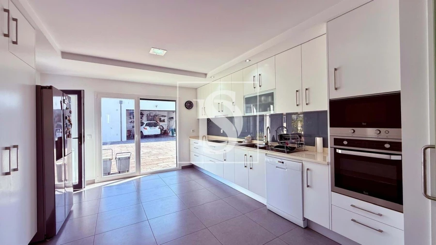 Moradia T5 para Venda em Nossa Sra de Fatima Foto 20