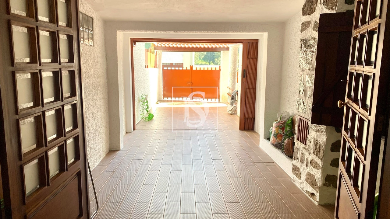 Moradia T4 para Venda em Rio Tinto Foto 15