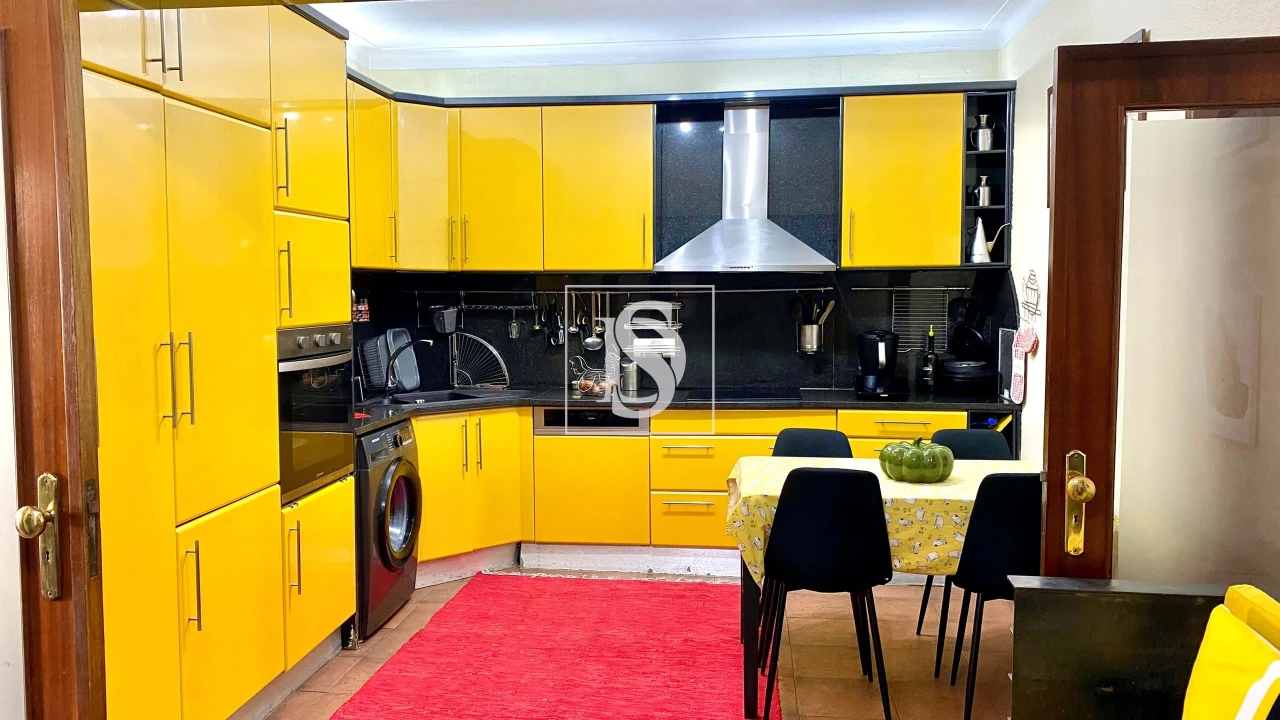 Moradia T4 para Venda em Rio Tinto Foto 12