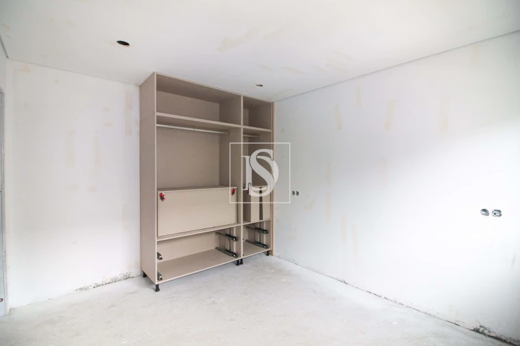 Apartamento T1 para Venda em Infias Foto 5