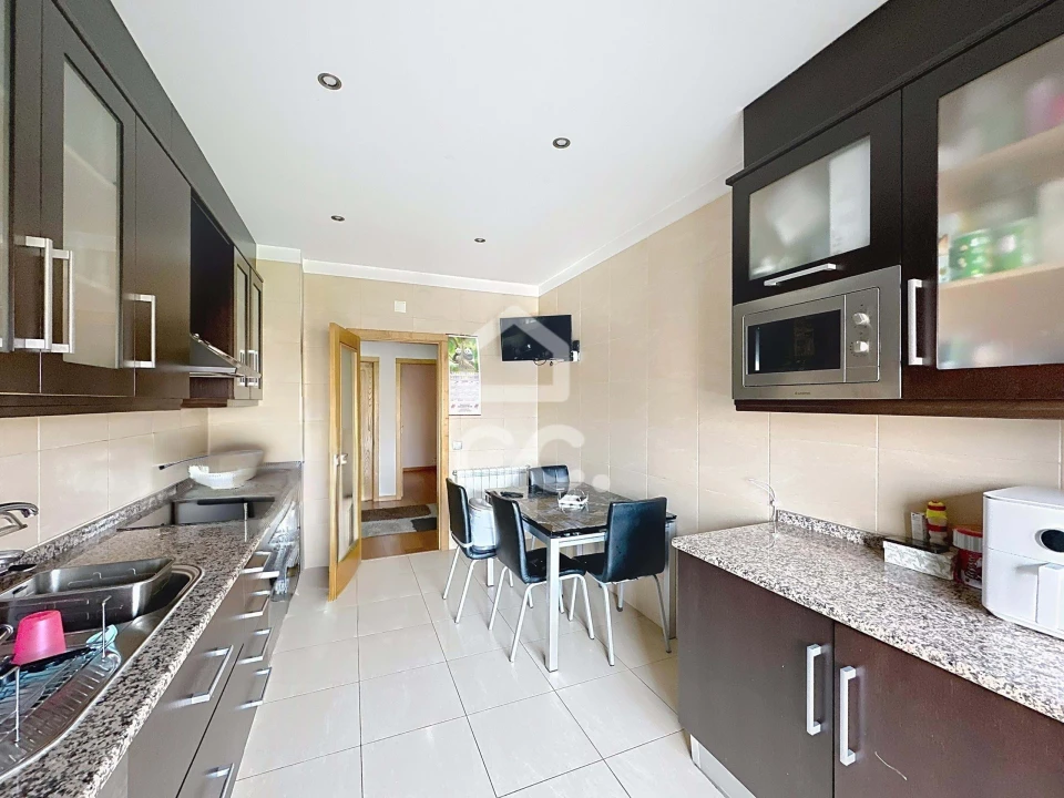 Apartamento T3 para Venda em Santa Maria Maior Foto 3