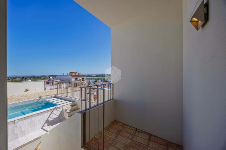 Apartamento T1 para Venda em Lagoa e Carvoeiro Foto 2